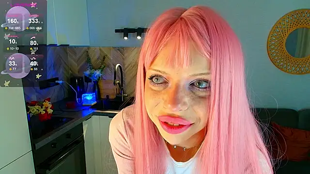 Hannah Carr online show from April 18, 2026, 11:05 pm