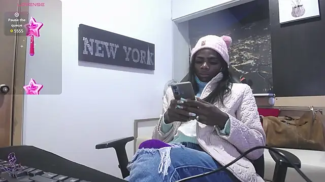 Snapshot of enderlis chatting on March 13, 2025, 1:43 am enderlis online show from March 13, 2025, 1:43 am