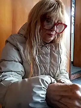 Snapshot of eva2023sexy chatting on January 9, 2025, 1:24 pm eva2023sexy online show from January 9, 2025, 1:24 pm
