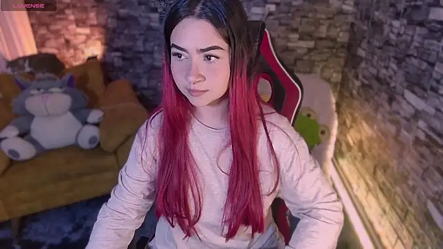 Snapshot of corallwells chatting on January 15, 2026, 11:52 pm corallwells online show from January 15, 2026, 11:52 pm