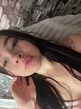 Snapshot of corallwells chatting on February 24, 2026, 3:04 am corallwells online show from February 24, 2026, 3:04 am