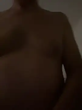 rjuanito973 online show from October 29, 2025, 10:33 pm