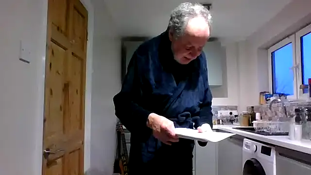 jimmybenido online show from February 14, 2025, 5:25 pm