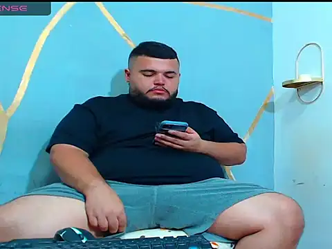 damian chubby online show from November 13, 2025, 3:27 am