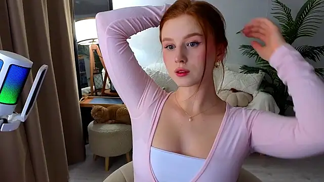 Meow babe online show from November 9, 2025, 12:14 pm