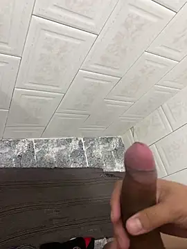 asrrael 22 online show from December 17, 2025, 10:49 pm