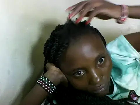 Snapshot of SexyNeedle22 chatting on February 19, 2025, 5:16 am SexyNeedle22 online show from February 19, 2025, 5:16 am