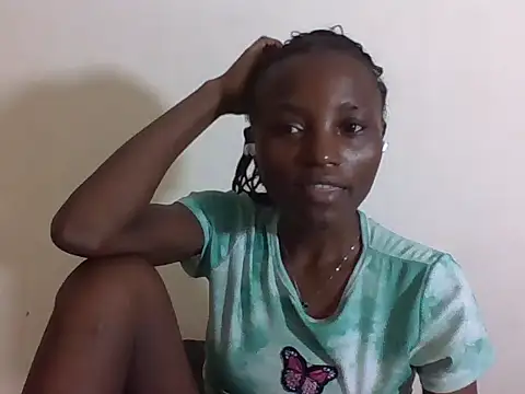 Snapshot of SexyNeedle22 chatting on September 15, 2025, 7:36 pm SexyNeedle22 online show from September 15, 2025, 7:36 pm