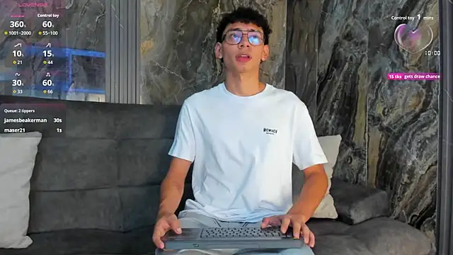 Daviid laidd online show from October 24, 2025, 8:11 am