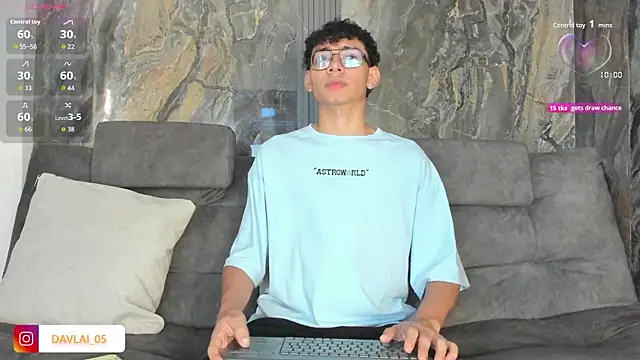 Daviid laidd online show from November 6, 2025, 9:37 pm