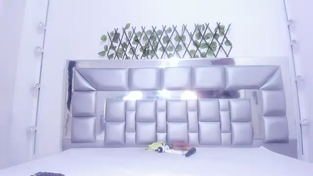 Snapshot of sweetebonny1 chatting on February 17, 2026, 12:12 pm sweetebonny1 online show from February 17, 2026, 12:12 pm