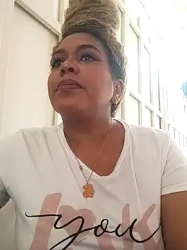 Snapshot of ELLA_KELLY chatting on February 10, 2026, 11:58 am ELLA KELLY online show from February 10, 2026, 11:58 am