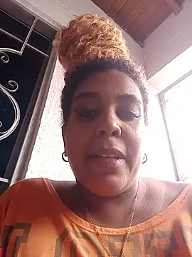 Snapshot of ELLA_KELLY chatting on May 21, 2026, 2:35 pm ELLA KELLY online show from May 21, 2026, 2:35 pm