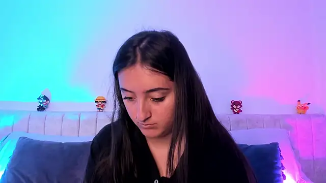 Kathia Morelli online show from March 6, 2025, 1:03 pm