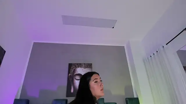 Kathia Morelli online show from March 21, 2025, 7:46 pm