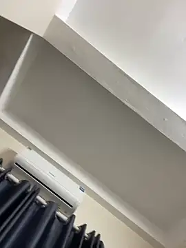 Snapshot of Louis_Baby chatting on February 24, 2025, 12:48 pm Louis Baby online show from February 24, 2025, 12:48 pm