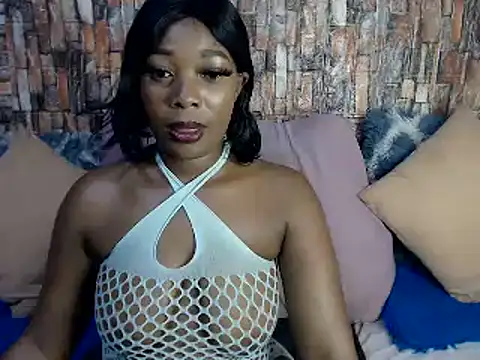Foxy African online show from March 17, 2025, 2:56 pm