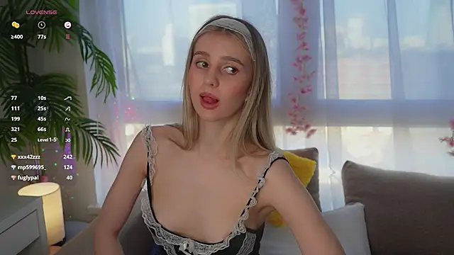 Fluffy-Angel online show from January 31, 2025, 11:13 am