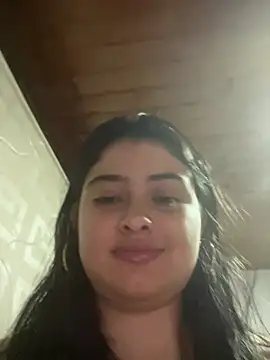 Stephania 18 online show from March 18, 2025, 12:16 am