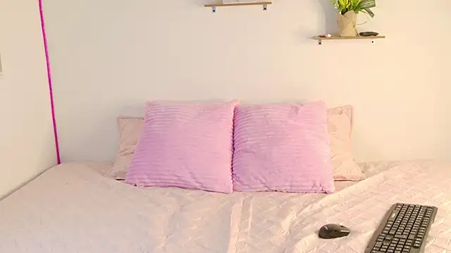 Snapshot of Atenea_Makri chatting on January 28, 2025, 11:50 pm Atenea Makri online show from January 28, 2025, 11:50 pm