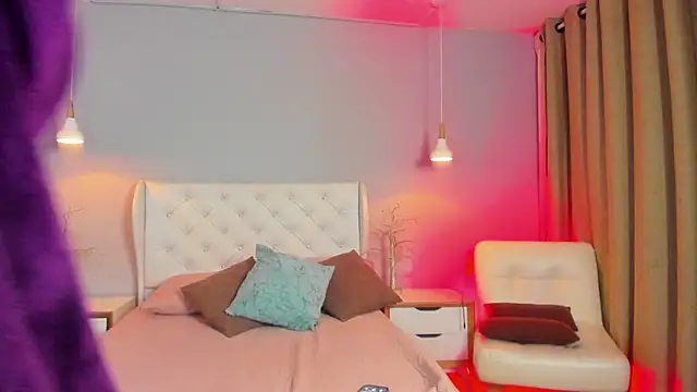 Noah King7 online show from December 11, 2024, 3:45 am