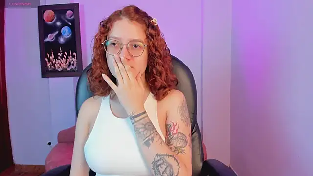 Snapshot of MiaWinx chatting on February 16, 2026, 9:11 pm MiaWinx online show from February 16, 2026, 9:11 pm