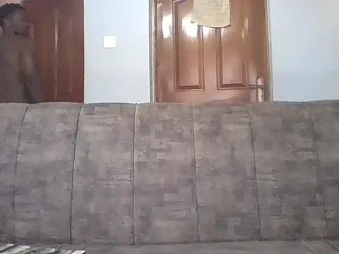 Snapshot of Tonedom chatting on October 12, 2025, 6:12 am Tonedom online show from October 12, 2025, 6:12 am