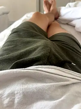 dedewr online show from November 23, 2025, 9:20 am