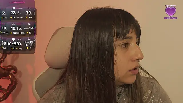 Snapshot of emitaa17228o chatting on October 17, 2025, 8:22 pm emitaa17228o online show from October 17, 2025, 8:22 pm