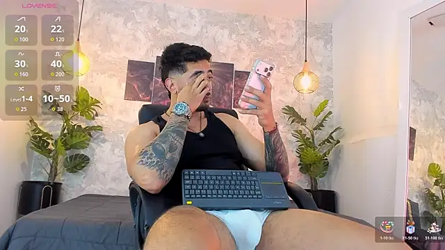 Snapshot of Nate_franco chatting on July 12, 2026, 5:53 am Nate franco online show from July 12, 2026, 5:53 am