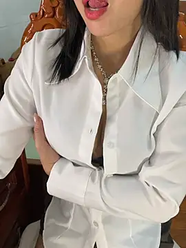 Snapshot of ___Erin___ chatting on June 30, 2026, 3:02 pm Erin online show from June 30, 2026, 3:02 pm