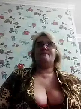 Snapshot of Forest-Lady chatting on December 12, 2024, 2:11 pm Forest-Lady online show from December 12, 2024, 2:11 pm