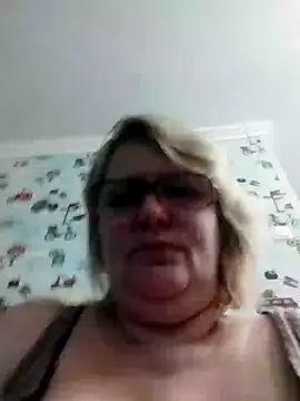 Snapshot of Forest-Lady chatting on January 12, 2025, 5:22 pm Forest-Lady online show from January 12, 2025, 5:22 pm