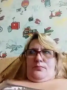 Snapshot of Forest-Lady chatting on January 18, 2025, 1:08 pm Forest-Lady online show from January 18, 2025, 1:08 pm