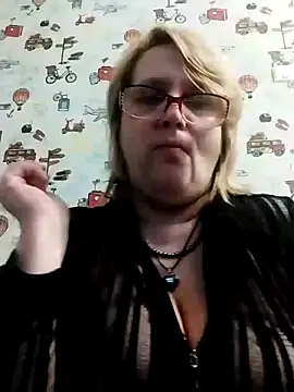 Snapshot of Forest-Lady chatting on February 20, 2025, 4:14 pm Forest-Lady online show from February 20, 2025, 4:14 pm