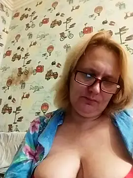Snapshot of Forest-Lady chatting on September 25, 2025, 3:38 pm Forest-Lady online show from September 25, 2025, 3:38 pm