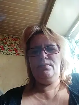 Snapshot of Forest-Lady chatting on September 28, 2025, 9:03 am Forest-Lady online show from September 28, 2025, 9:03 am