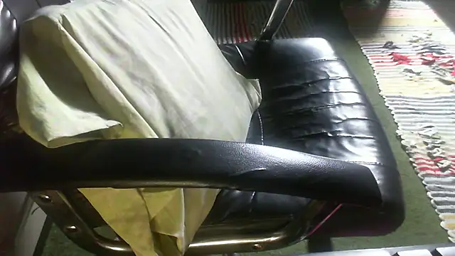 Snapshot of Carte1921 chatting on February 14, 2026, 12:24 pm Carte1921 online show from February 14, 2026, 12:24 pm