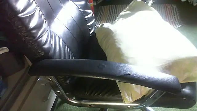 Snapshot of Carte1921 chatting on February 21, 2026, 12:50 pm Carte1921 online show from February 21, 2026, 12:50 pm