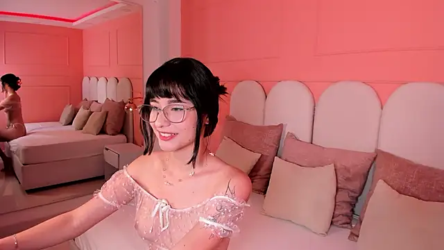 emilly williams  online show from January 2, 2025, 5:39 pm