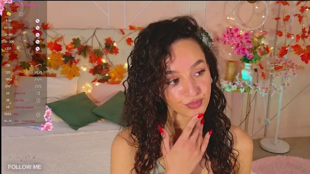 Lolly Neal online show from November 26, 2025, 4:57 am