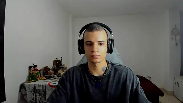 Balo lovers online show from March 12, 2025, 4:02 pm