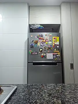 azumiichan online show from November 12, 2025, 12:33 am