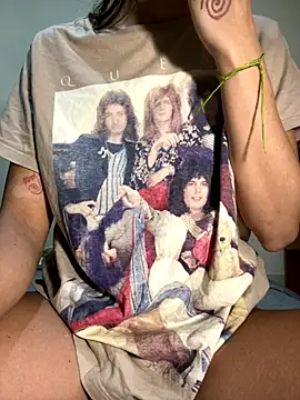 amy gata online show from September 8, 2025, 11:04 pm