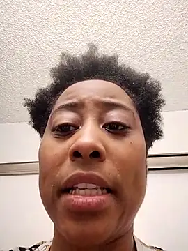 Snapshot of Lady_Libra chatting on April 16, 2026, 9:32 am Lady Libra online show from April 16, 2026, 9:32 am