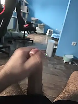 tibi2003 10 online show from November 22, 2025, 8:57 am