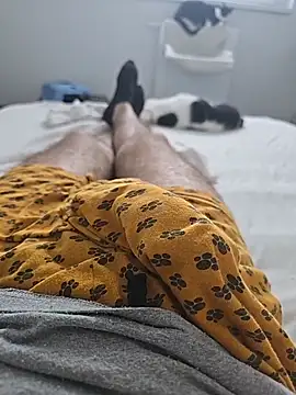 tibi2003 10 online show from December 16, 2025, 11:37 am