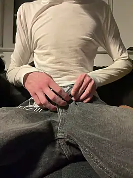 xxtwinkxxx online show from February 9, 2026, 11:20 pm