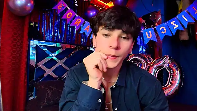 Luke Howland online show from November 12, 2025, 1:06 am