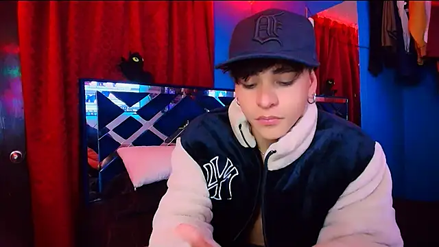 Luke Howland online show from April 12, 2026, 2:05 am